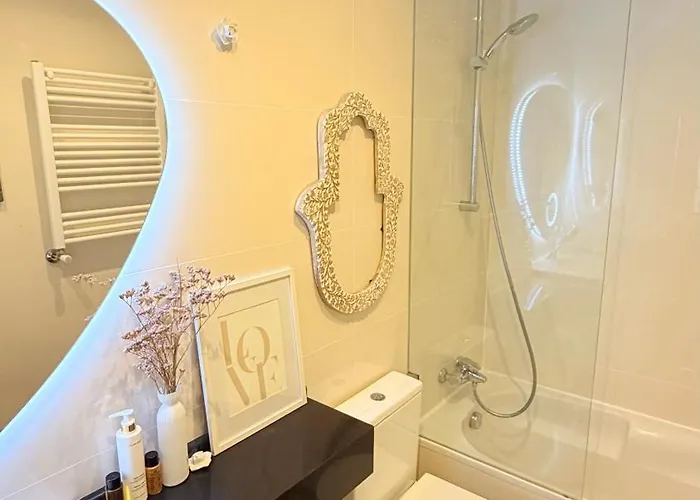 Nomad Dreams N4 Cascais Delux In-Suit In Heart Of Historic Center